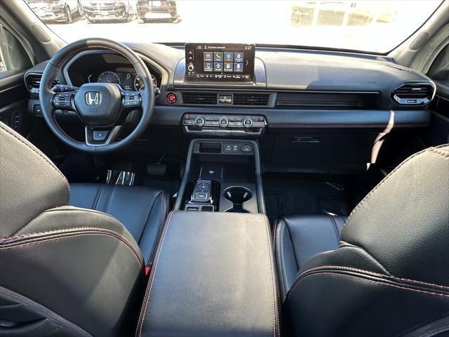 used 2025 Honda Pilot car, priced at $45,995