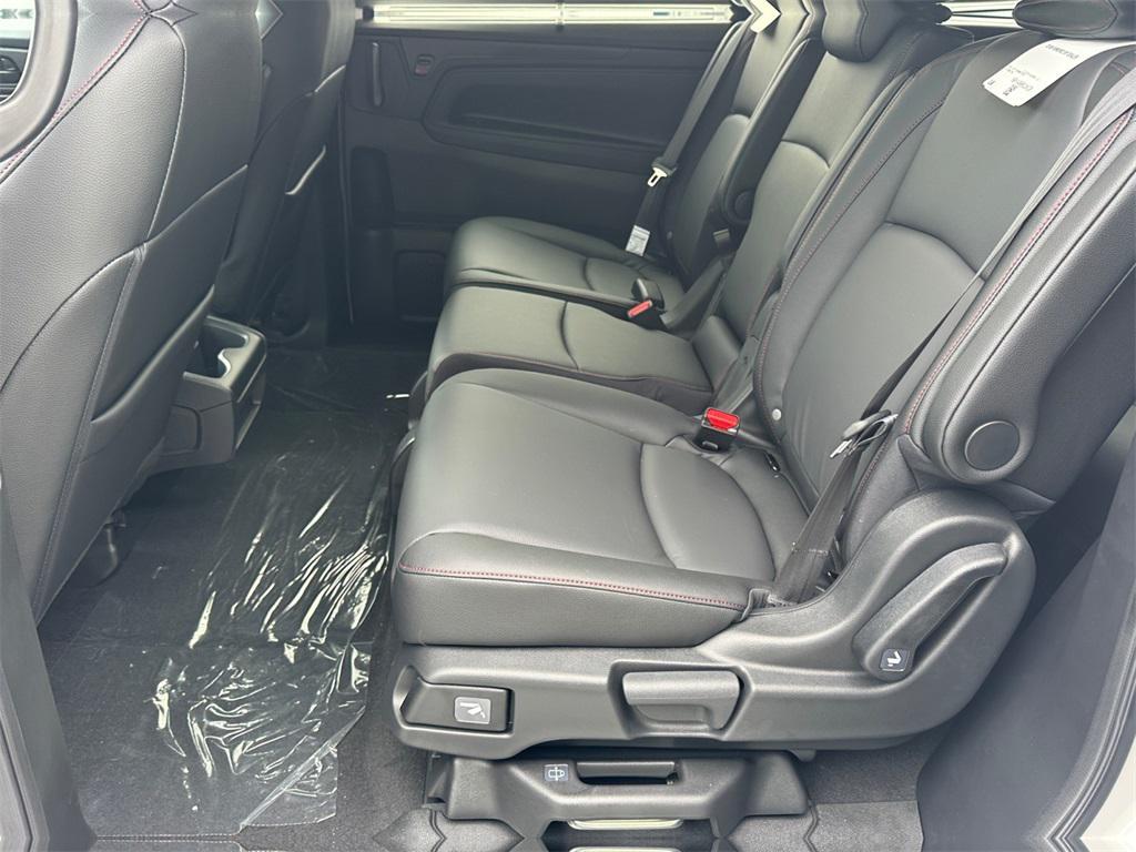new 2026 Honda Odyssey car, priced at $43,369