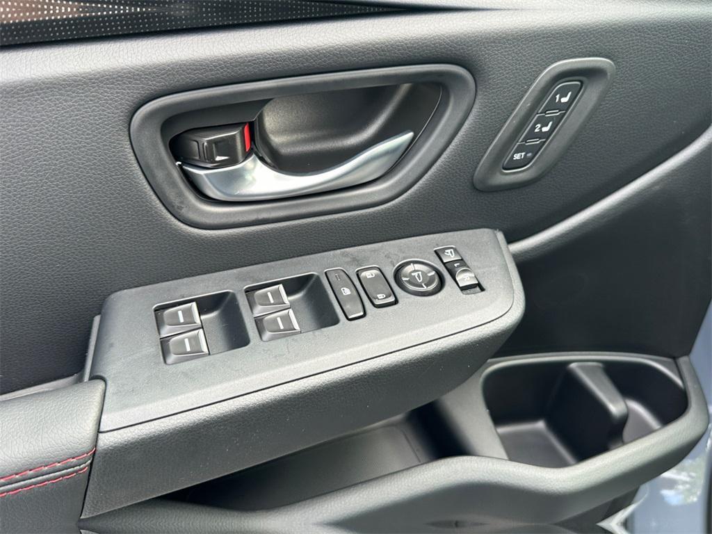 new 2025 Honda Pilot car, priced at $56,105