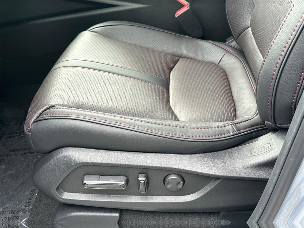 new 2025 Honda Pilot car, priced at $56,105