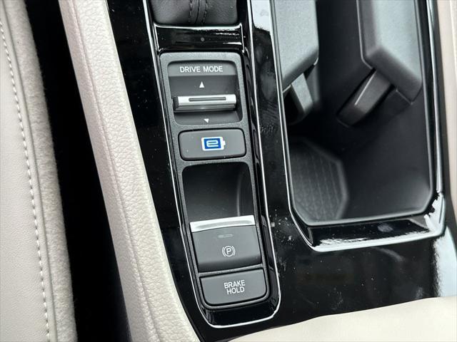 new 2025 Honda Accord Hybrid car, priced at $36,120