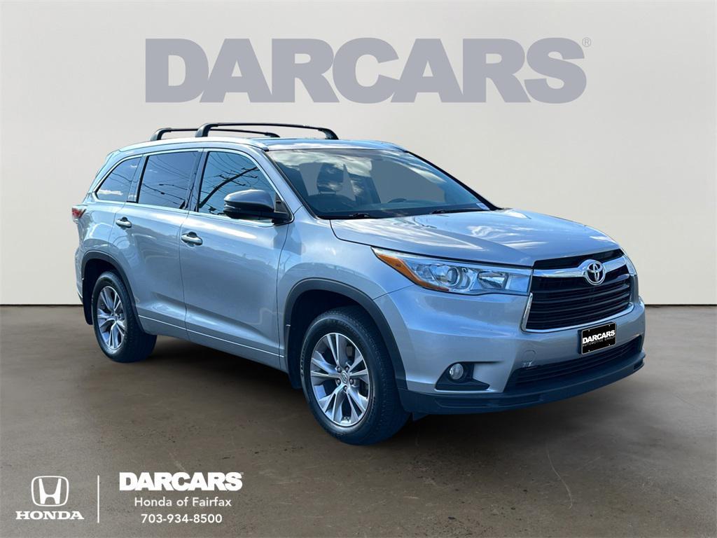 used 2015 Toyota Highlander car, priced at $15,775