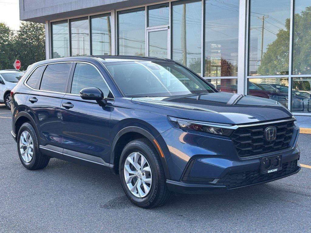 used 2025 Honda CR-V car, priced at $28,900