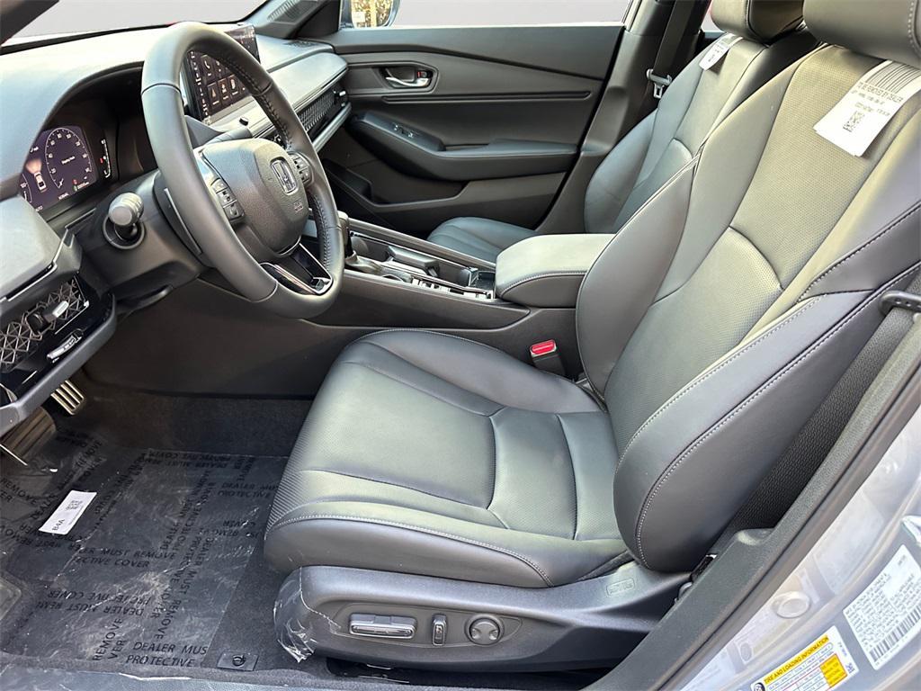new 2025 Honda Accord Hybrid car, priced at $34,686