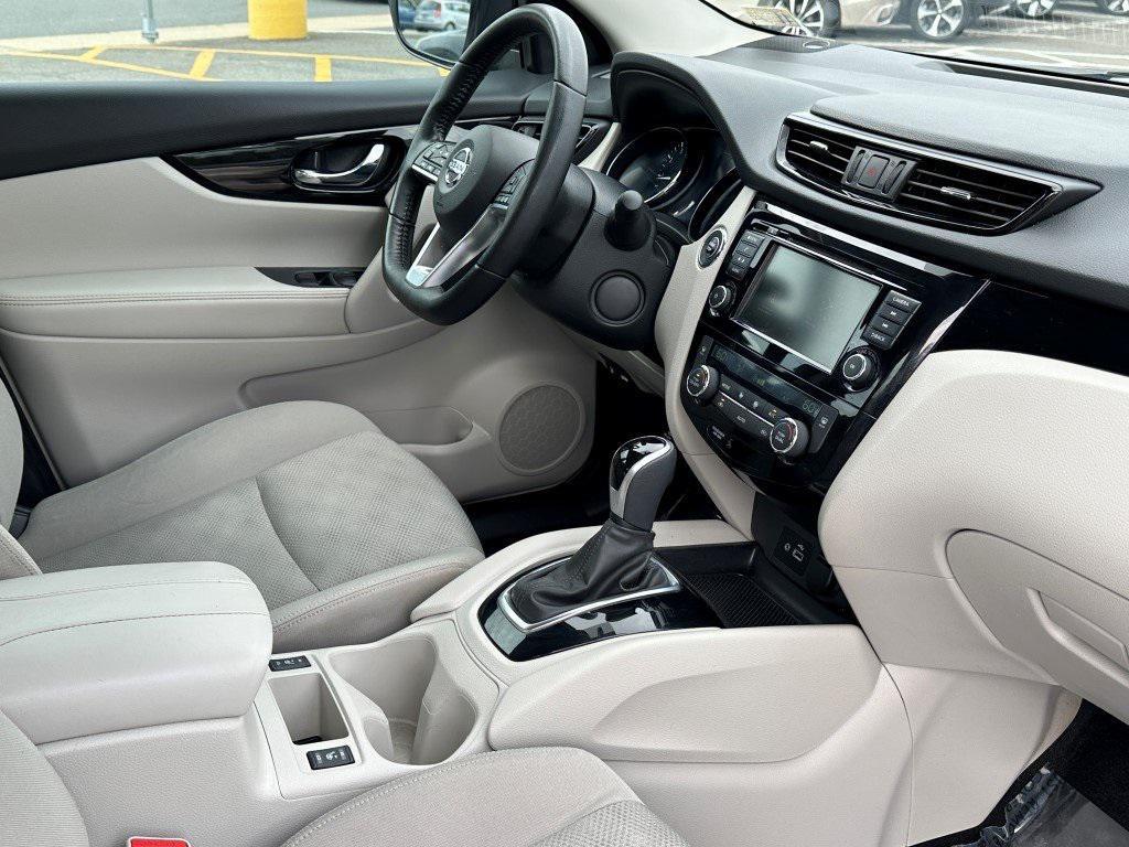 used 2020 Nissan Rogue Sport car, priced at $15,990