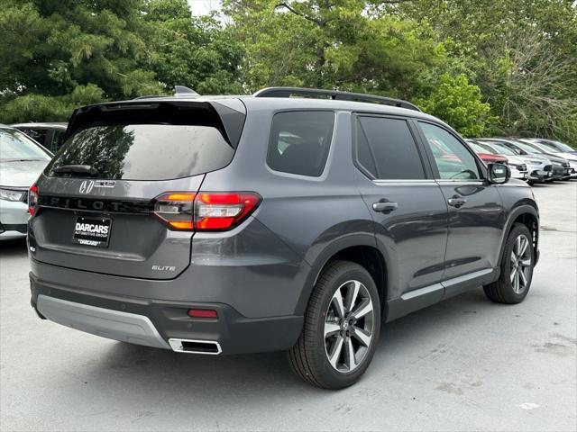 new 2025 Honda Pilot car, priced at $54,105