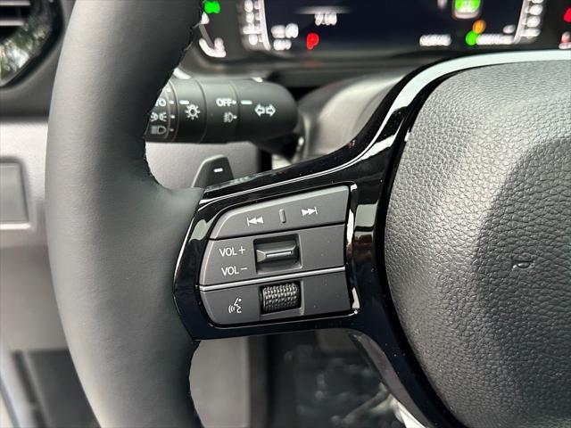 new 2025 Honda Pilot car, priced at $54,105