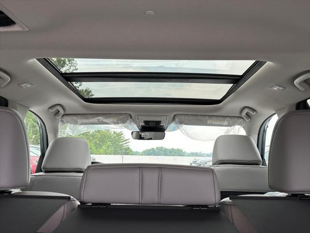 new 2025 Honda Pilot car, priced at $52,345