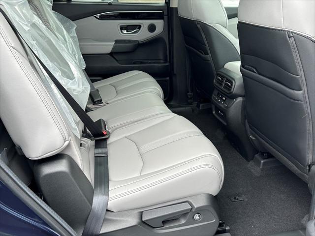 new 2025 Honda Pilot car, priced at $52,345