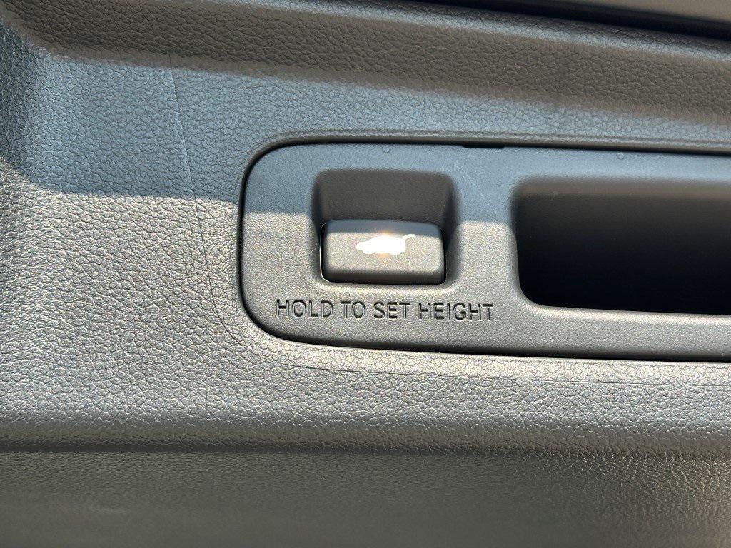 new 2026 Honda CR-V Hybrid car, priced at $41,620