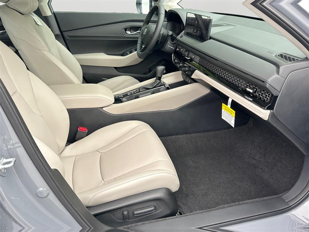 new 2025 Honda Accord Hybrid car, priced at $34,704