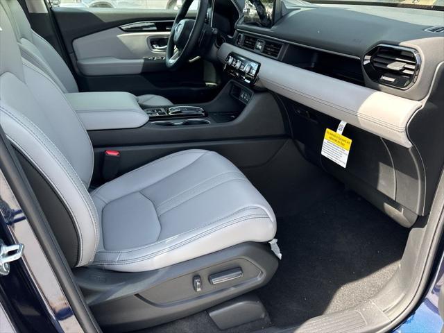 new 2025 Honda Pilot car, priced at $52,525