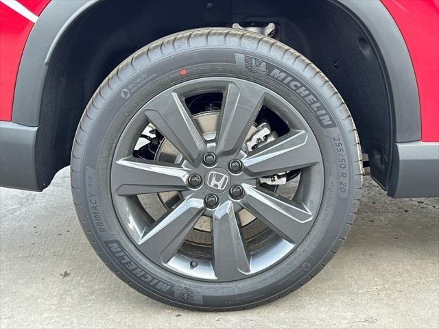 new 2025 Honda Pilot car, priced at $43,780
