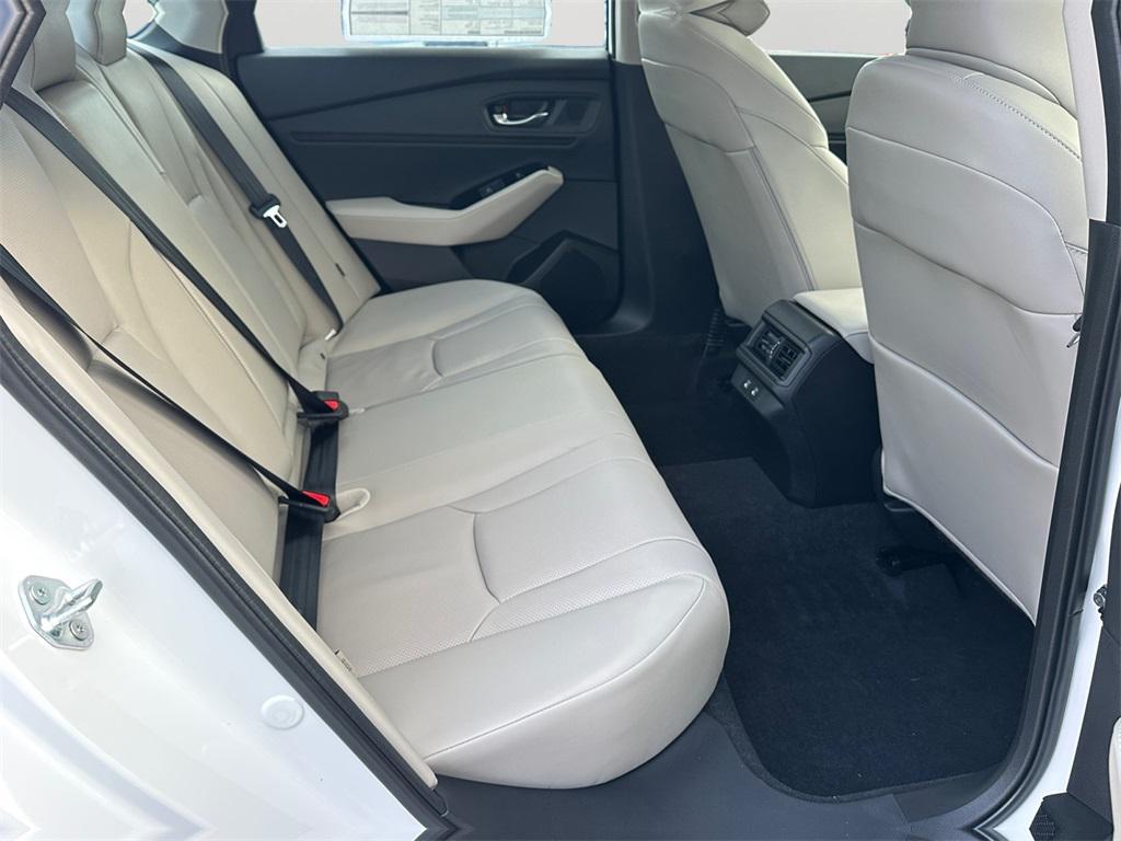 new 2025 Honda Accord Hybrid car, priced at $38,097