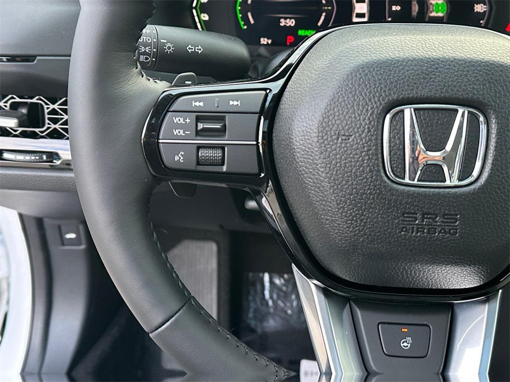 new 2025 Honda Accord Hybrid car, priced at $38,097