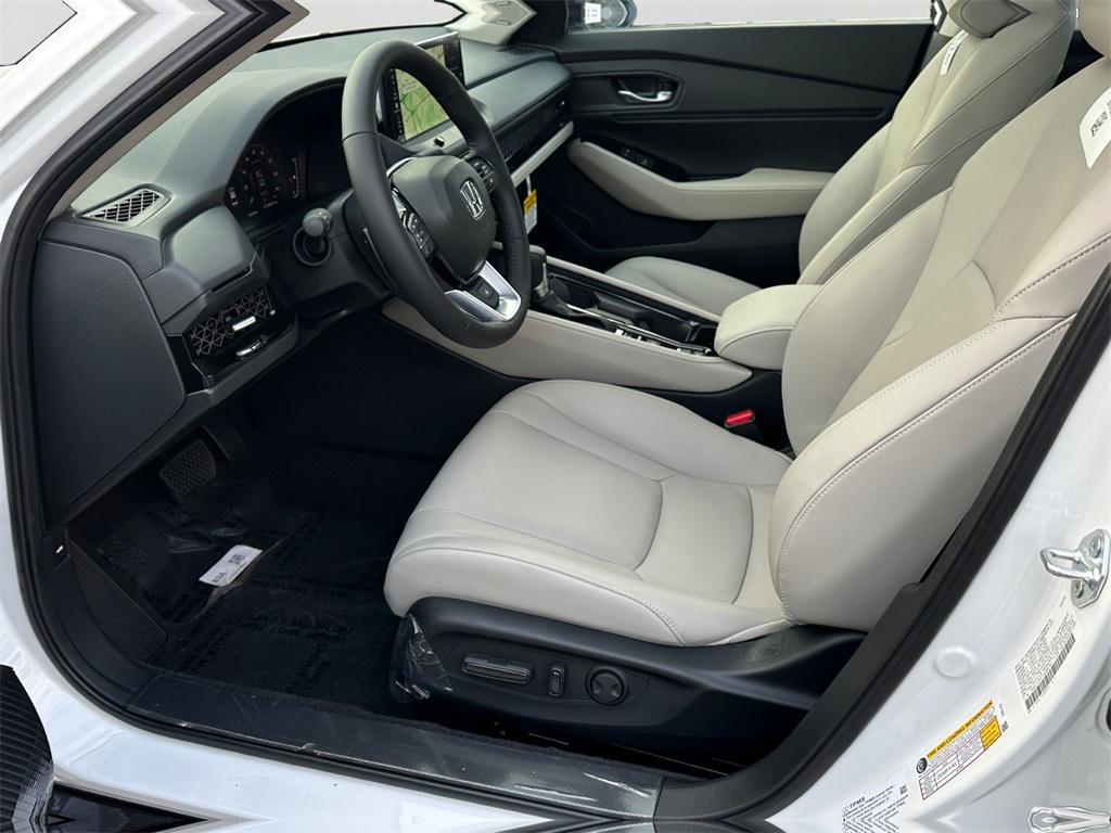 new 2025 Honda Accord Hybrid car, priced at $38,097