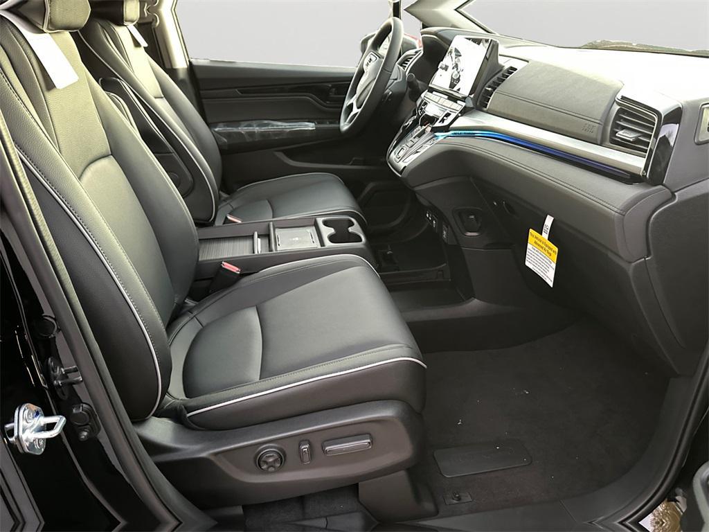 new 2026 Honda Odyssey car, priced at $48,990