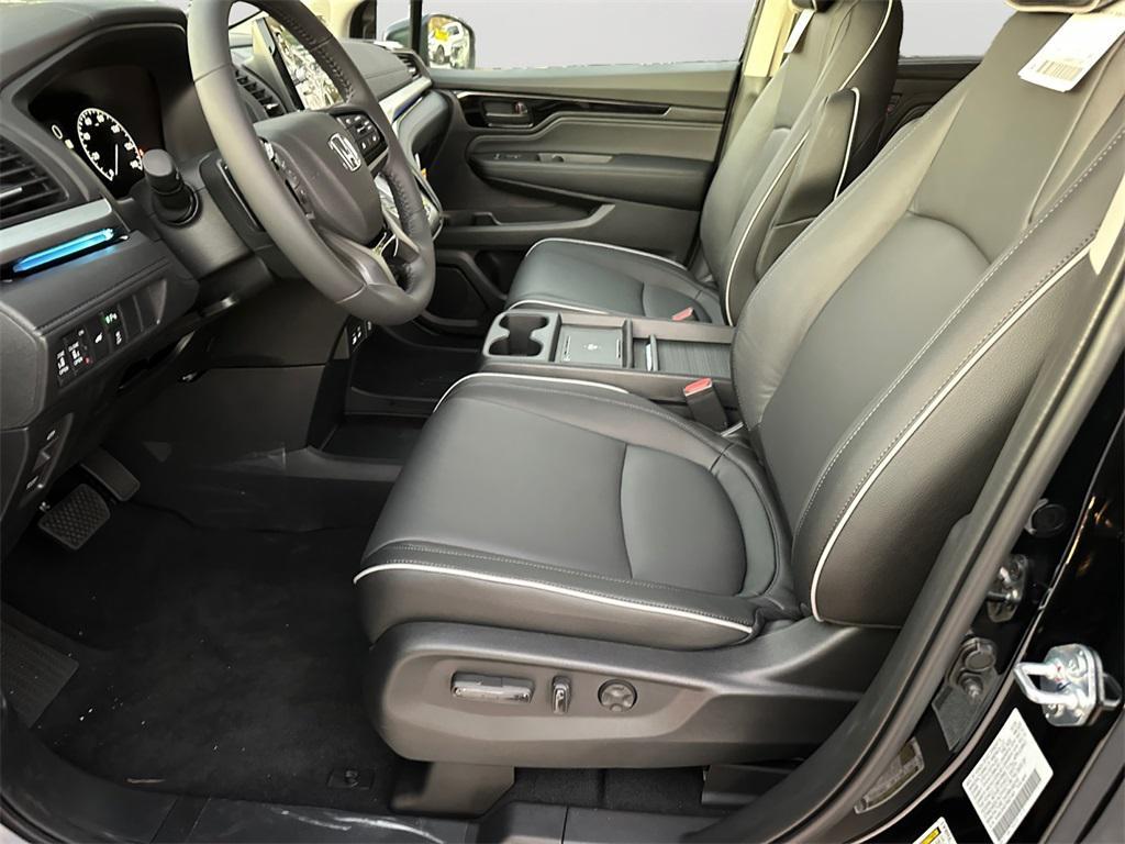new 2026 Honda Odyssey car, priced at $48,990