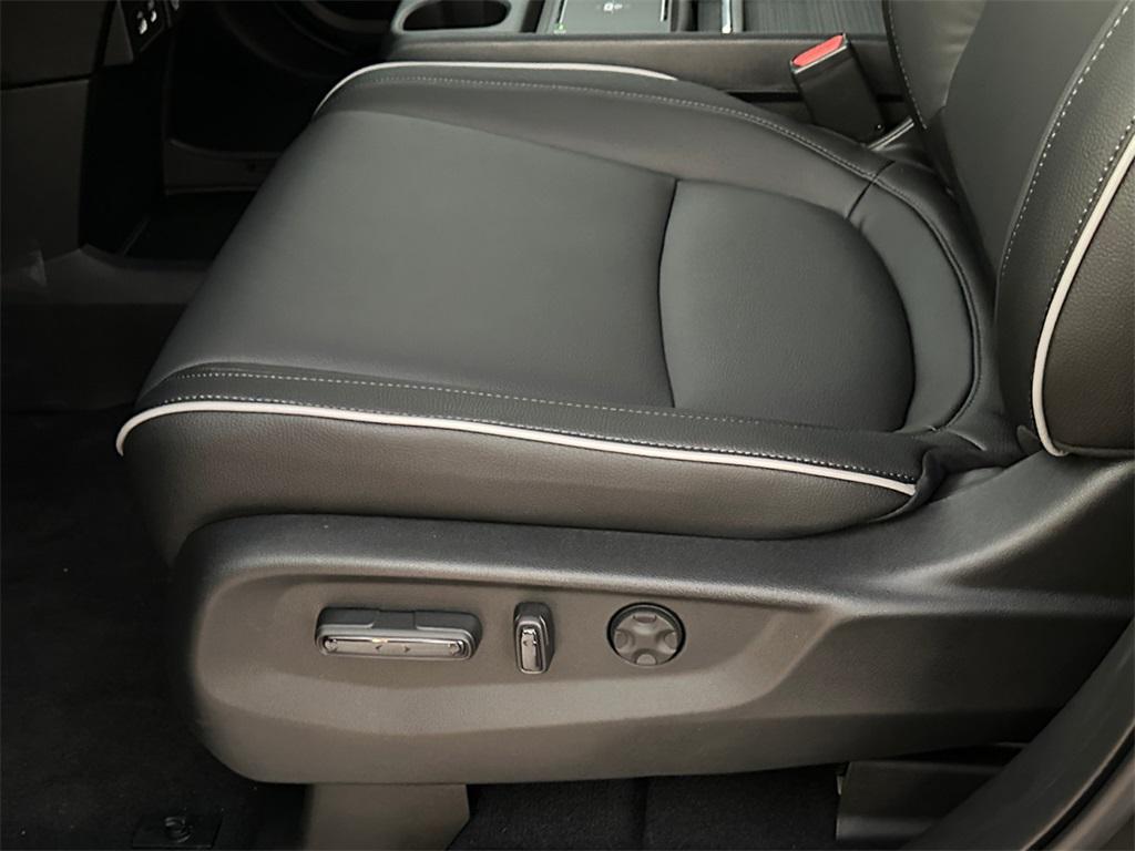 new 2026 Honda Odyssey car, priced at $48,990