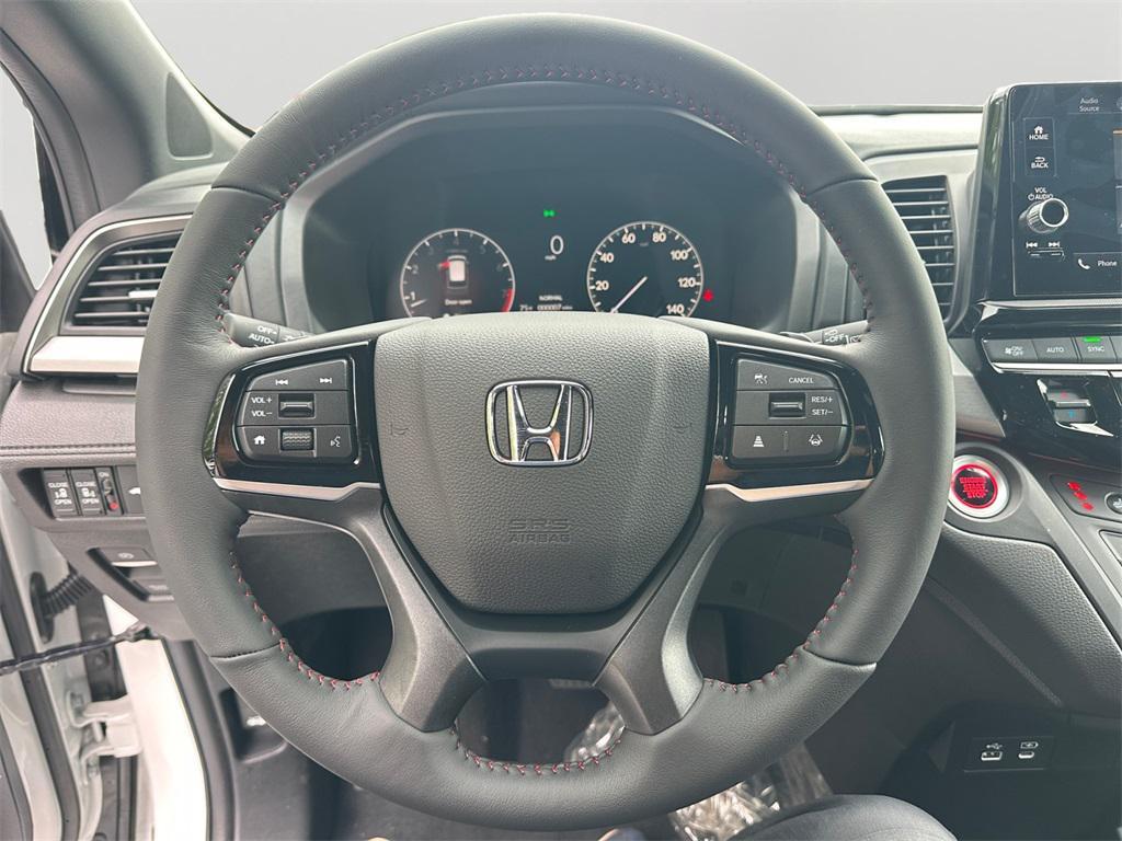 new 2026 Honda Odyssey car, priced at $43,369