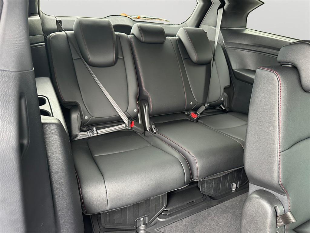 new 2026 Honda Odyssey car, priced at $43,369