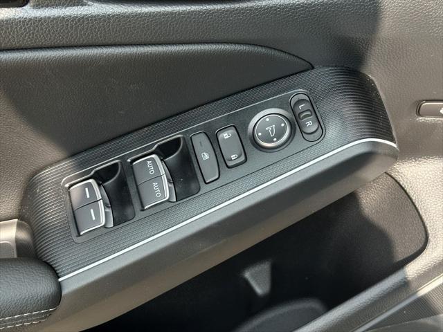 new 2025 Honda Civic Hybrid car, priced at $32,675