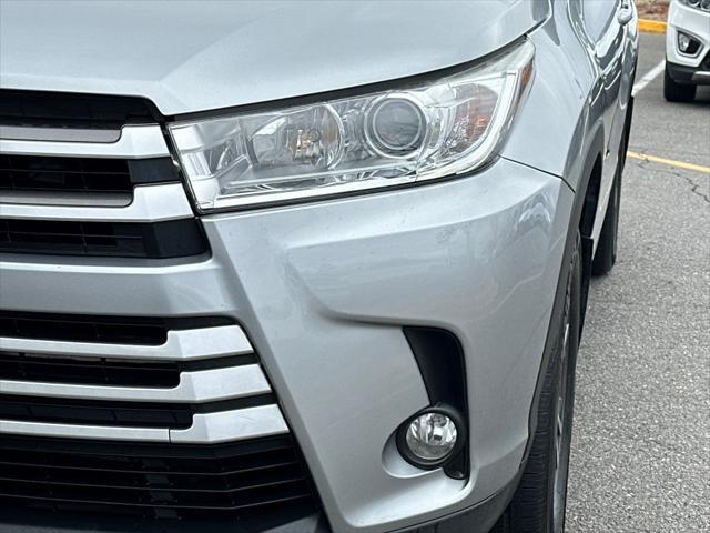 used 2017 Toyota Highlander car, priced at $19,495