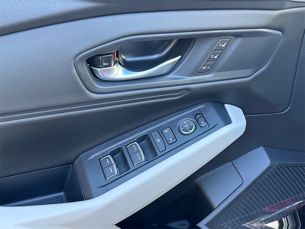 new 2025 Honda Accord Hybrid car, priced at $34,749