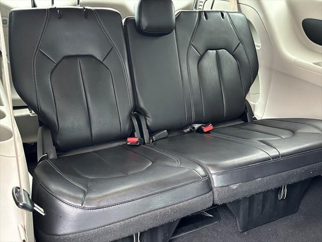 used 2022 Chrysler Pacifica car, priced at $18,995
