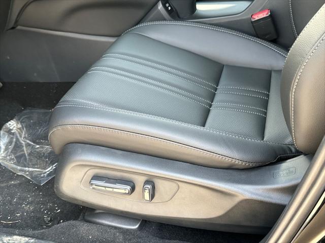 new 2025 Honda HR-V car, priced at $31,970