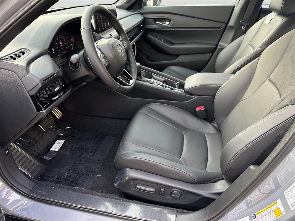 new 2025 Honda Accord Hybrid car, priced at $35,162