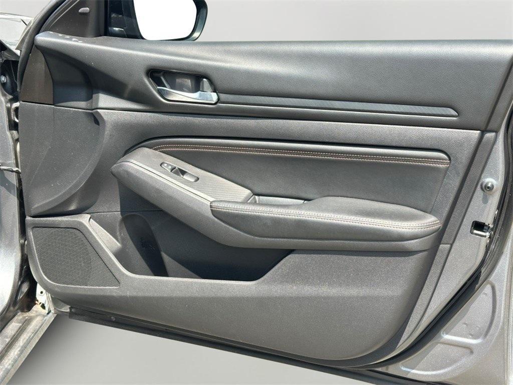 used 2019 Nissan Altima car, priced at $15,495