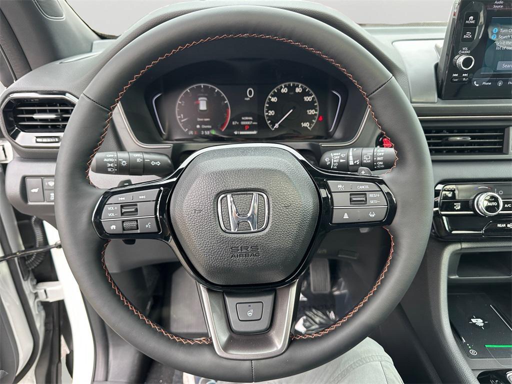 new 2025 Honda Pilot car, priced at $51,405