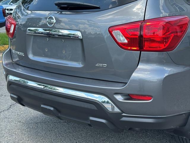 used 2018 Nissan Pathfinder car