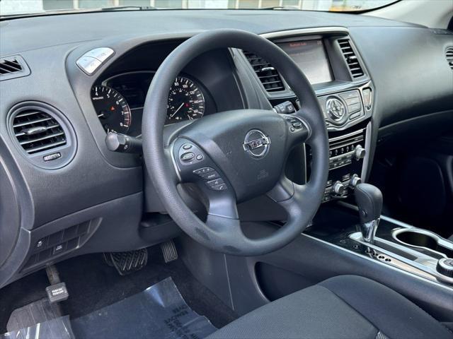 used 2018 Nissan Pathfinder car