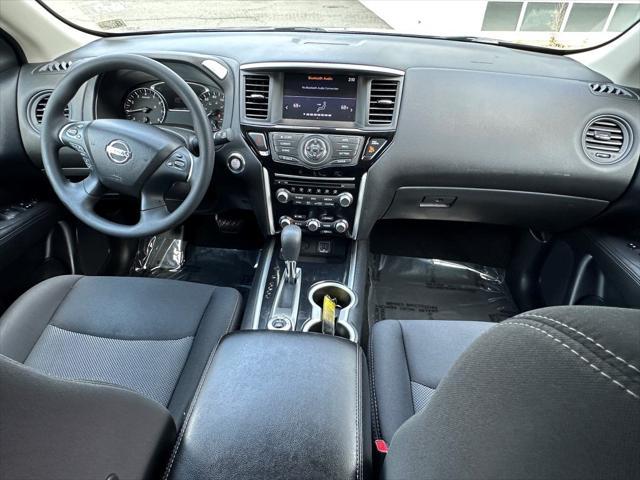 used 2018 Nissan Pathfinder car