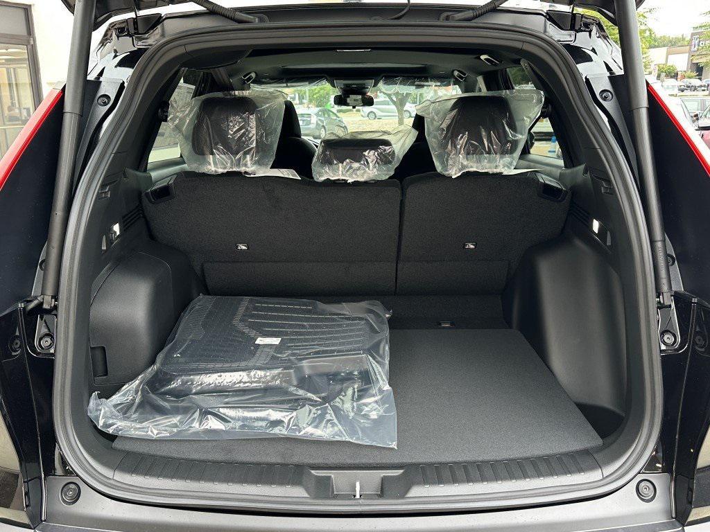 new 2026 Honda CR-V Hybrid car, priced at $40,195