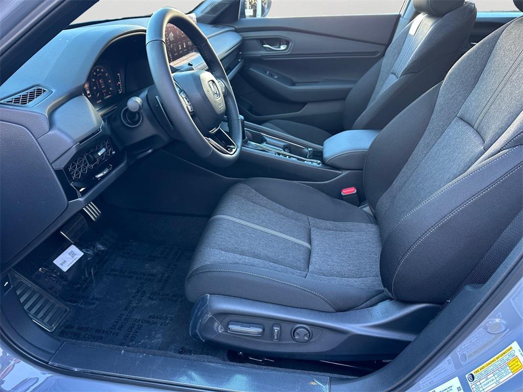 new 2025 Honda Accord Hybrid car, priced at $33,700