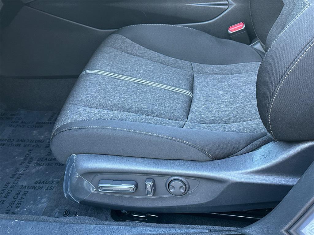 new 2025 Honda Accord Hybrid car, priced at $33,700