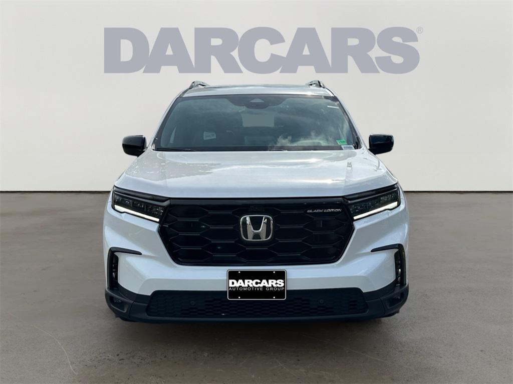 new 2025 Honda Pilot car, priced at $56,105