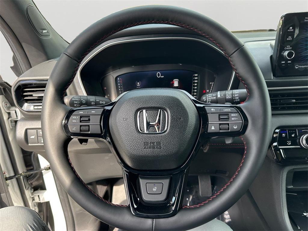 new 2025 Honda Pilot car, priced at $56,105