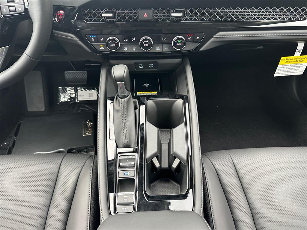 new 2025 Honda Accord Hybrid car, priced at $37,620