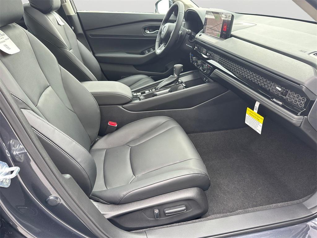 new 2025 Honda Accord Hybrid car, priced at $37,620