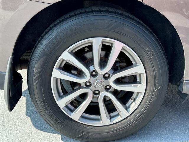 used 2015 Nissan Pathfinder car, priced at $11,876