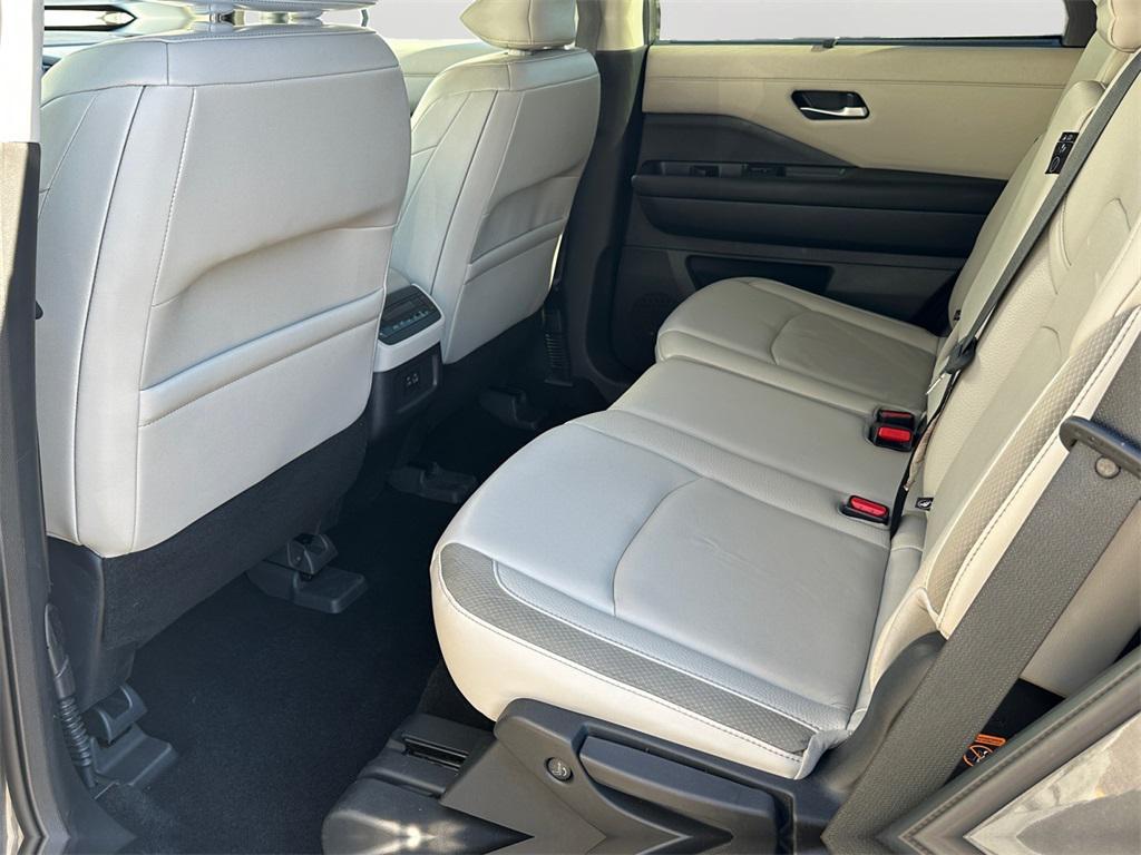 used 2022 Nissan Pathfinder car, priced at $27,051