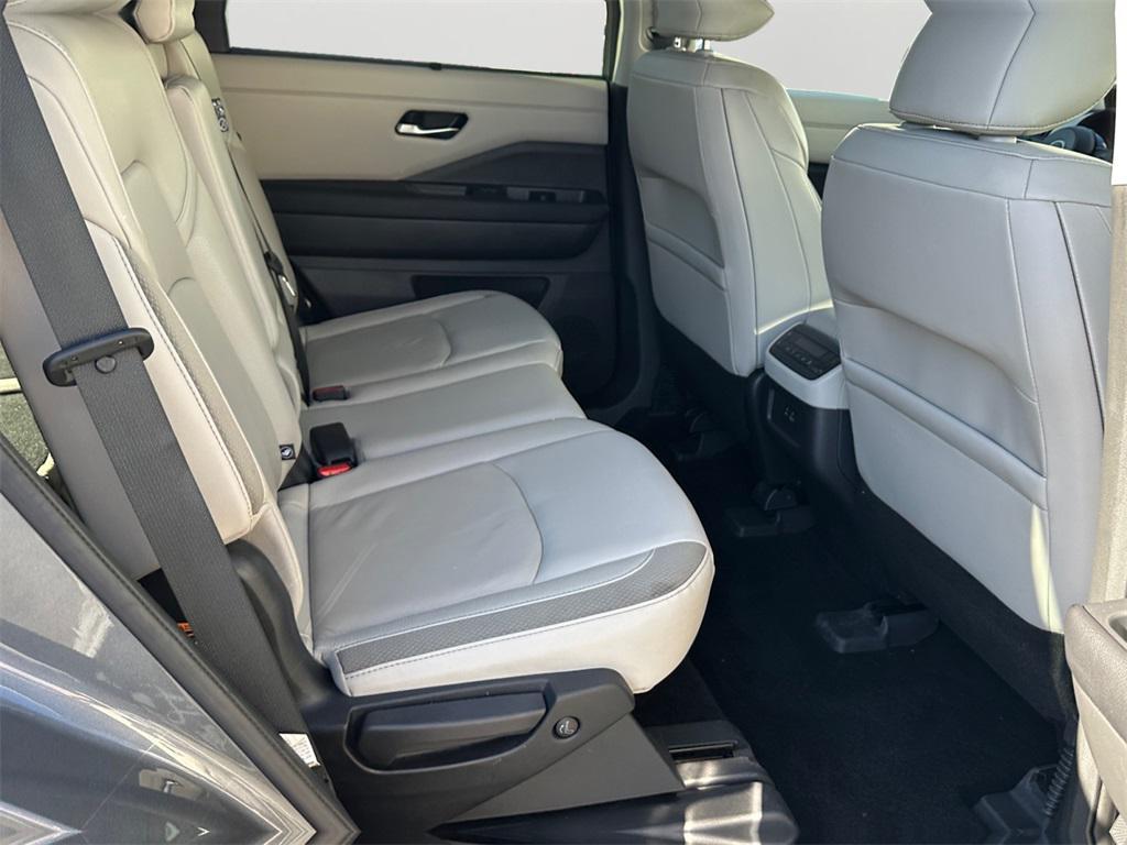 used 2022 Nissan Pathfinder car, priced at $27,051