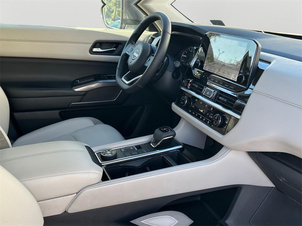 used 2022 Nissan Pathfinder car, priced at $27,051