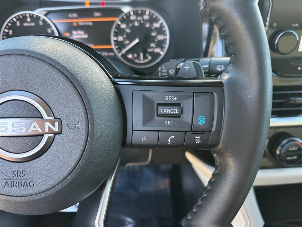used 2022 Nissan Pathfinder car, priced at $27,051