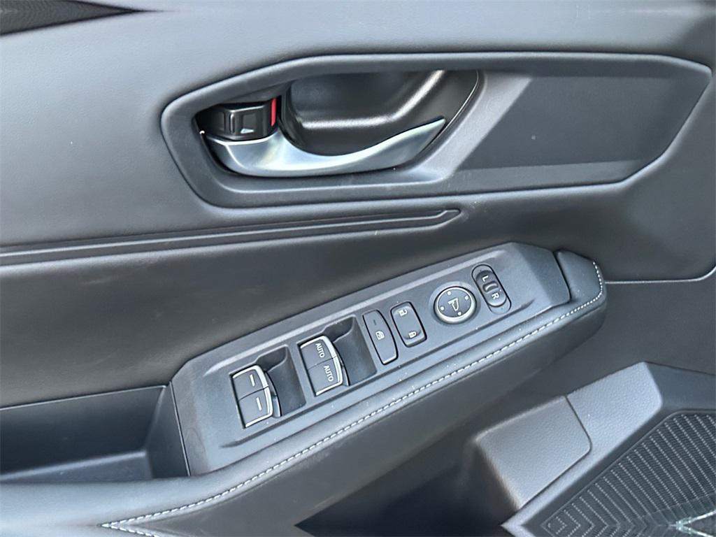 new 2025 Honda Accord Hybrid car, priced at $33,268