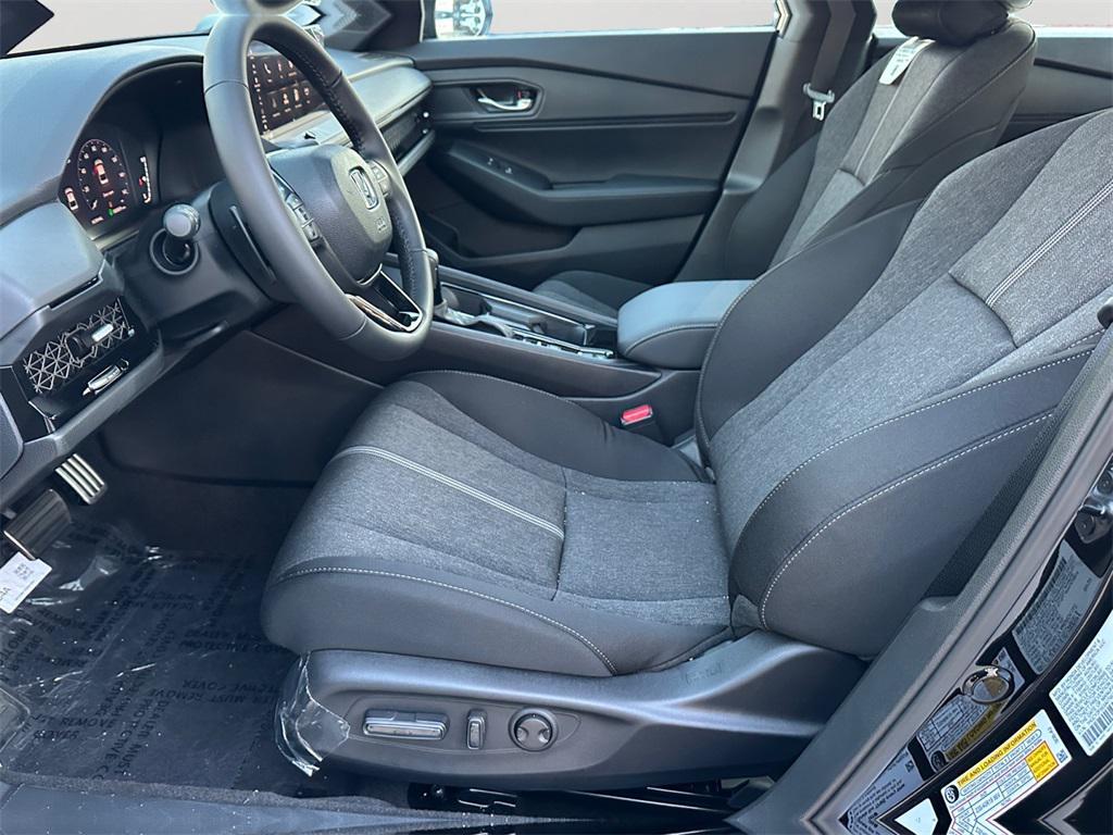 new 2025 Honda Accord Hybrid car, priced at $33,268
